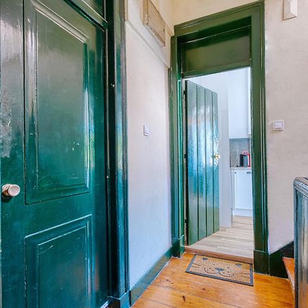 Ferienwohnung Historic Gem & Modern Loft In The Heart Of Lissabon Exterior foto